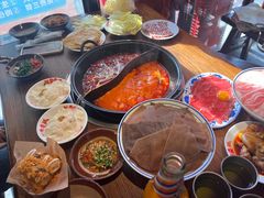 -萍姐火锅·公路夜市(武汉首店)