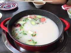 陈阿婆鱼火锅(永定路店)-小牛海记潮汕牛肉店(永定路店)
