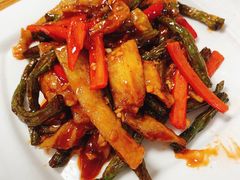 -溢心园香河肉饼总店