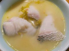 -九锅一堂酸菜鱼(万达广场店)