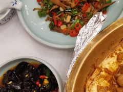 -围龙屋客家食府(福田店)