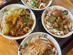 -任记七中刀削面(总店)