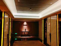 -中山利和希尔顿酒店