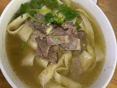 -十二忠手拉面(中华路店)