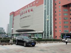 -燕莎友谊商城(金源店)