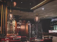 -恰餐厅及酒吧 CHAR Bar & Grill (北京丽都皇冠假日店)