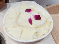 鲜猪黄喉-围炉夜话·潮汕卤水火锅(榕江店)