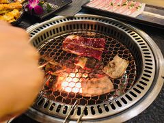 -炙忧烤肉屋(中国铁建广场店)