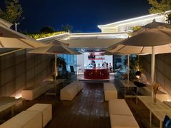 -UNI UNI(环亚凯瑟琳店)