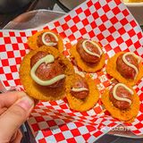 多少次来小寨就为了这一口咖喱面包鸡🔥太好吃了