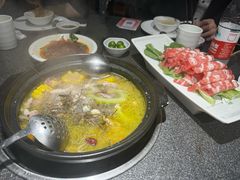 -野迹·石橄榄鸡·烧烤(新洲店)