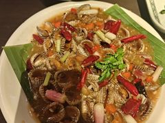 -大头虾越式风味餐厅(光明广场店)