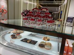 面包甜点陈列柜-Tims天好咖啡·贝果(东方广场店)