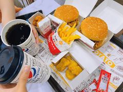 -美肴冰品·汉堡·牛腩饭(总店)