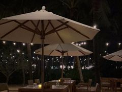 -三亚艾迪逊酒店·海滩烧烤 BARBACOA·现场乐队·浪漫晚餐·烧烤海鲜