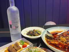 -粉墨特色菜·烧烤音乐酒馆