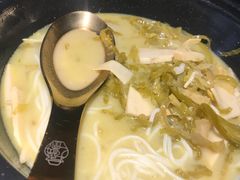 -九锅一堂酸菜鱼(新南凯德直营店)