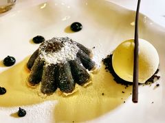 巧克力蛋糕配香草冰激淋-Jean Georges