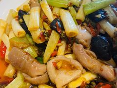 火爆兔肚-兔行天下-鸿鹤鲜锅兔(中海国际店)