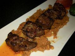 牛里脊配红椒酱-Efes Turkish & Mediterranean Cuisine 艾菲斯餐厅(陆家嘴店)