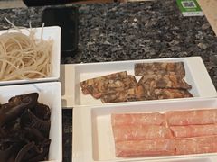 -一席地·本地鸡窝·杭帮鸡火锅(萧山银隆百货店)