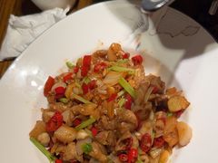 -爱碗亭·鲜炒湖南菜(壹城中心店)