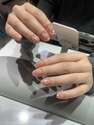 -丽心自助美甲美睫