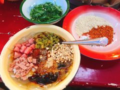 -小郡肝串串香火锅(龙跃路店)