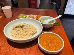 -裕兴记•蟹黄面馆(人民广场店)