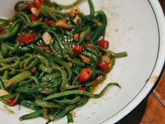 -黄泥岗·地道湖北菜(奥特莱斯店)