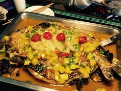 -鸣记脆皮烤鱼·海鲜烤鱼(三八广场店)