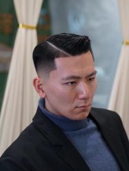 -海文先生国潮烫染男士理发馆