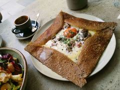 鸡蛋蘑菇熏肉荞麦可丽饼-RAC BAR(安福路店)