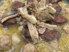 杀猪菜-一口猪海鲜浑锅·东北家常菜