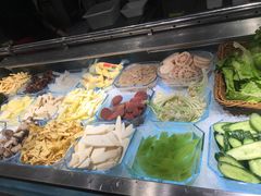 -成都你六姐·牛肉冒菜(城市集市合生汇店)