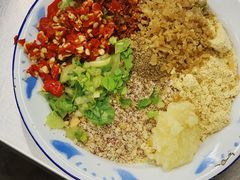 -咏勝锑锅麻辣烫(净居寺路总店)