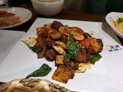九层塔黑椒牛仔粒-南拳十三姨·潮汕砂锅粥(世纪金源店)