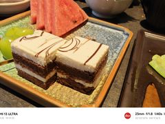 -铭牛烧肉·和牛海鲜自助(高新月牙湖店)