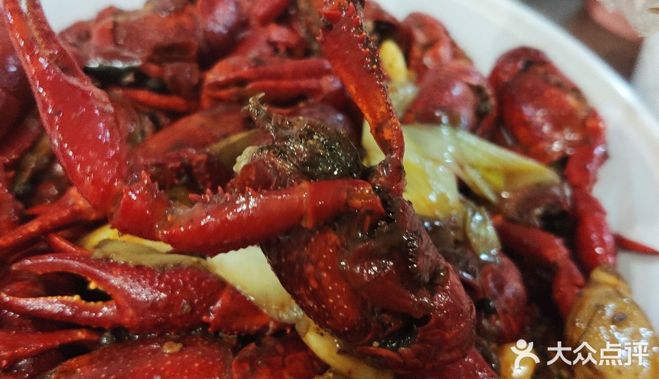 主要是在最里边看毛爷爷的石像 路程还是蛮远的