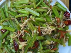 -悦府东北私房菜·饺子王·铁锅炖(长白山万达店)