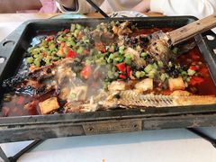 -江边城外烤全鱼(魏公村店)