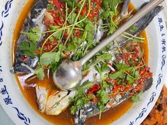 剁椒鱼头-旭龙鱼头王(航华店)