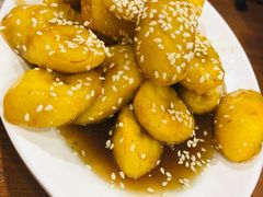 -怡妮新疆风味餐厅(东江湾路店)