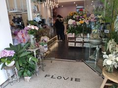 -FLOVIE FLORIST CAFE