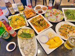 -J Daeng Seafood