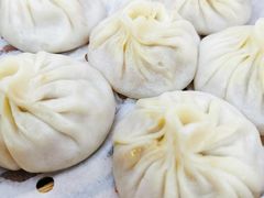 蟹黄小笼-朱新年·苏式汤团·面点(北寺塔店)