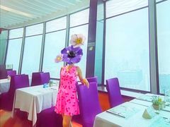 -亚洲国际大酒店·云顶阁旋转自助餐厅