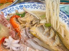 -霆记海鲜·只为这碗面(滨江店)