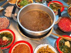 -咏勝锑锅麻辣烫(净居寺路总店)