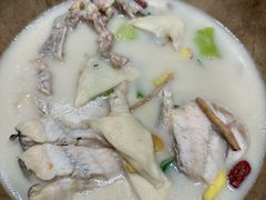 -滇香肴·云南菜蒸汽石锅鱼(云南北路店)